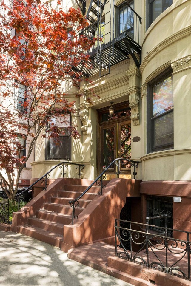 175 Amity St Unit A4, New York City, NY 11201 - entrance to property featuring french doors