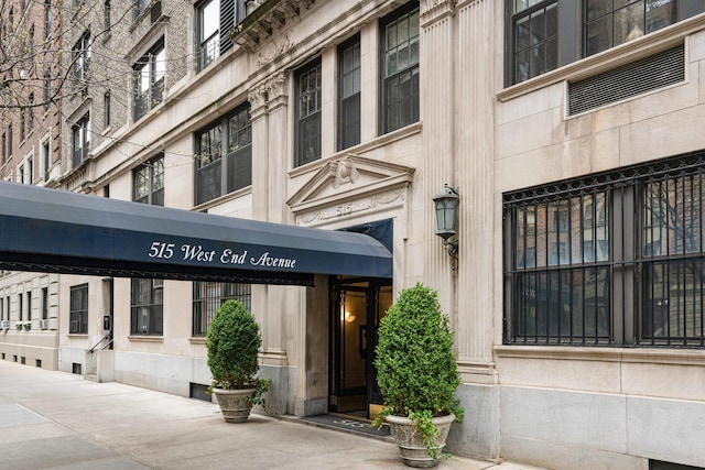 515 W End Ave Unit 15-D, New York City, NY 10024 - view of building exterior