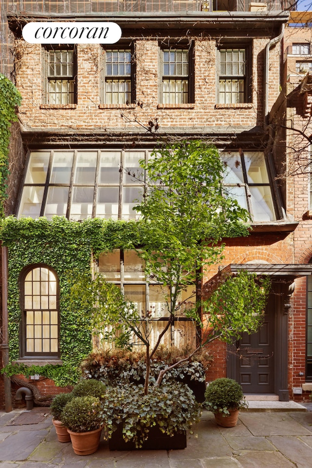 view of building exterior