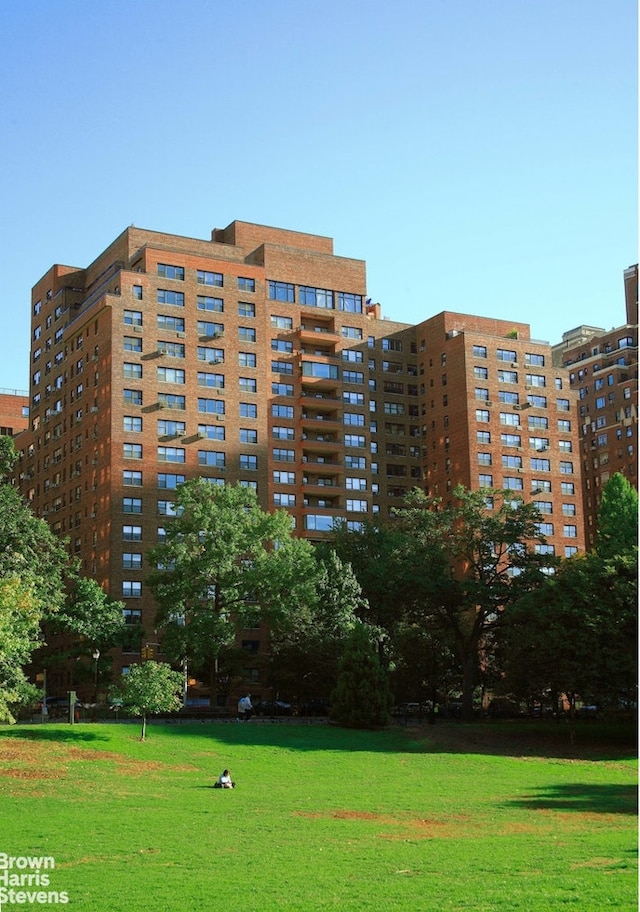 11 Riverside Dr Unit 8Ew, New York City, NY 10023 - view of apartment building / complex