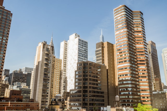 250 E 49th St Unit 10A, New York City, NY 10017 - city view