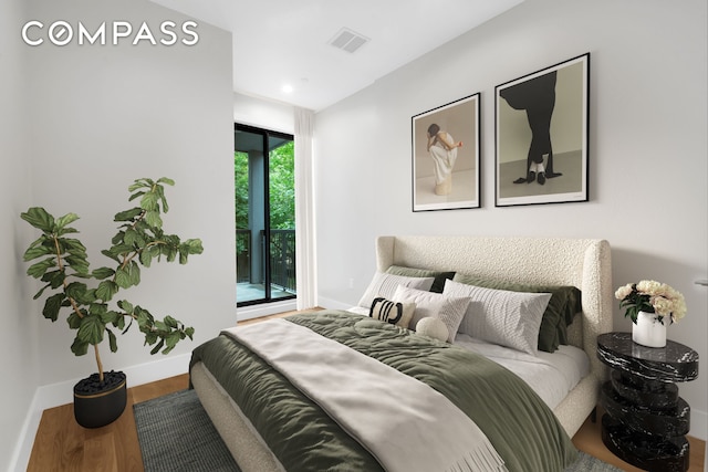 bedroom featuring recessed lighting, baseboards, visible vents, and wood finished floors