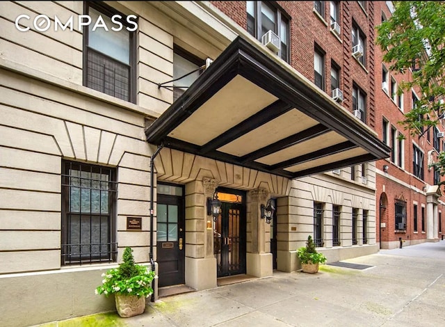 16 E 98th St Unit 8D, New York City, NY 10029 - entrance to property with cooling unit
