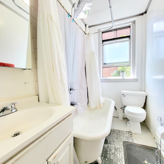 501 W 156th St Unit 34, New York City, NY 10032 - full bath with toilet, vanity, and shower / bathtub combination with curtain