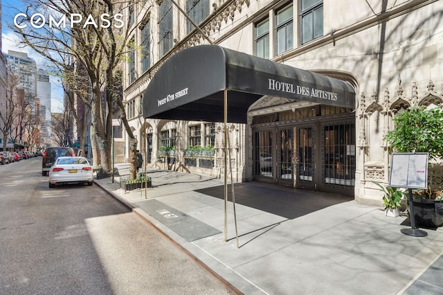 1 W 67th St Unit 2M, New York City, NY 10023 - view of building exterior