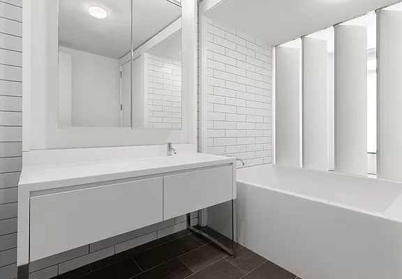 15 William St Unit 19H, New York City, NY 10004