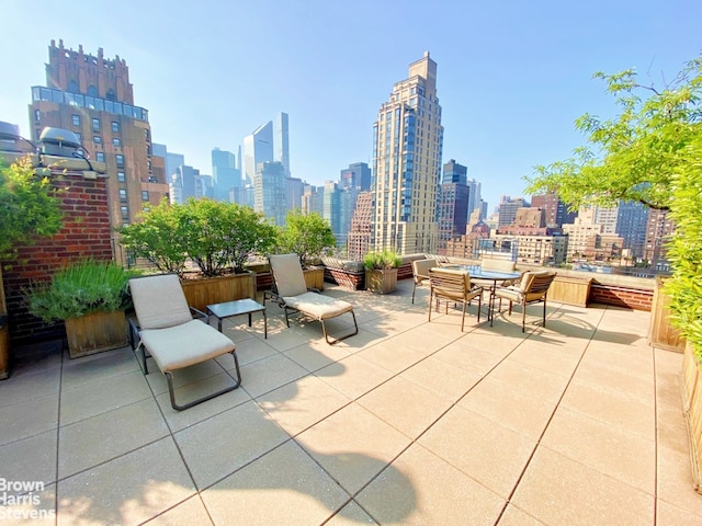 view of patio / terrace featuring a view of skyline