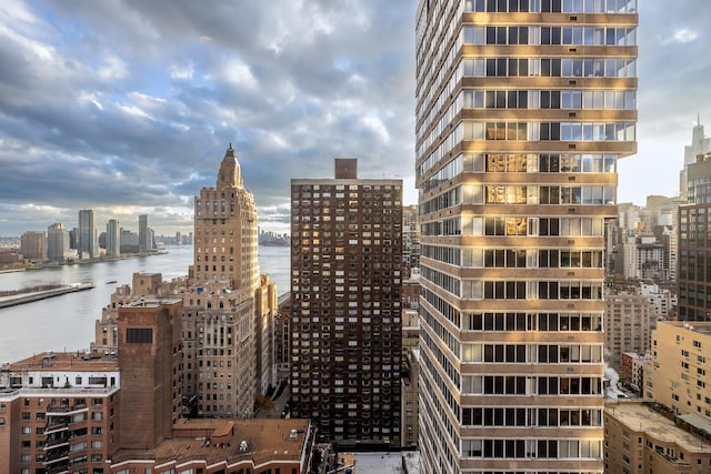 415 E 54th St Unit 25Gg, New York City, NY 10022 - city view with a large body of water