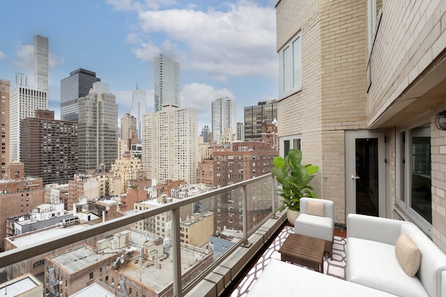 411 E 53rd St Unit 19D, New York City, NY 10022 - balcony with a view of skyline