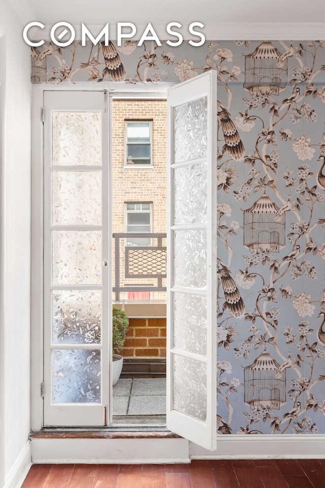 210 E 36th St Phc, Phc, New York City, NY 10016 - doorway to outside with baseboards