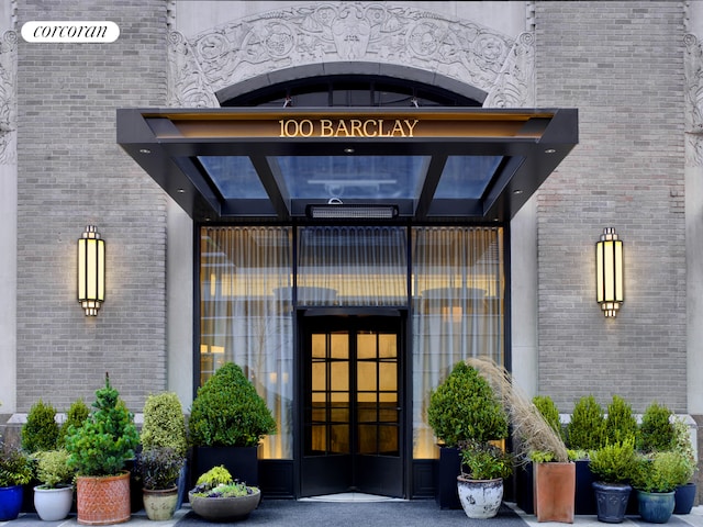100 Barclay St Unit 20B, New York City, NY 10007 - property entrance with brick siding