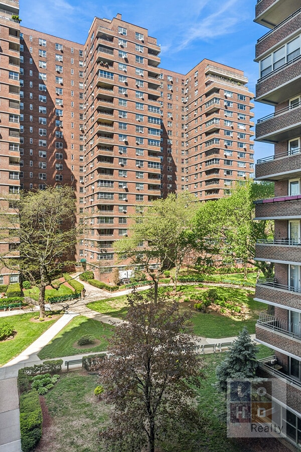 455 Fdr Dr Unit B405, New York City, NY 10002 - view of building exterior