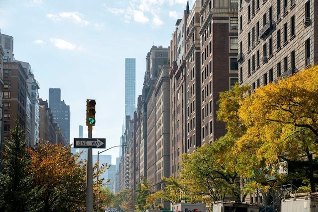 205 E 78th St Unit 5S, New York City, NY 10075 - city view