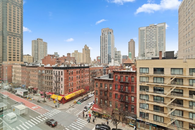 350 E 82nd St Unit 7-G, New York City, NY 10028 - view of city skyline