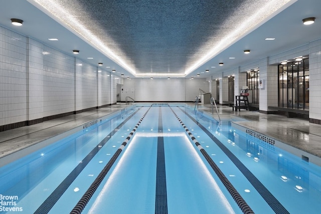 130 W 12th St Unit 1A, New York City, NY 10011 - view of indoor community pool