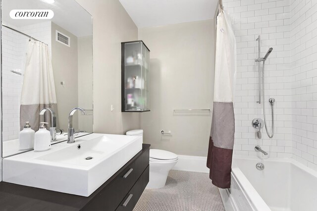 50 Pine St Unit Ph12N, New York City, NY 10005 - full bath with vanity, shower / tub combo, and tile patterned flooring