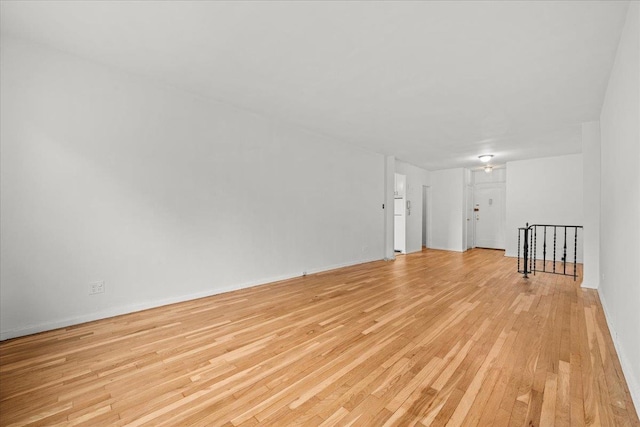 3601 Johnson Ave Unit 5K, New York City, NY 10463 - unfurnished room with light wood finished floors and baseboards