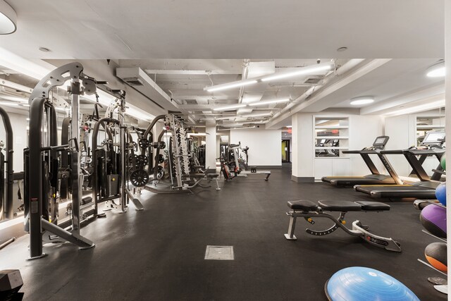 416 W 52nd St Unit 225, New York City, NY 10019 - view of gym