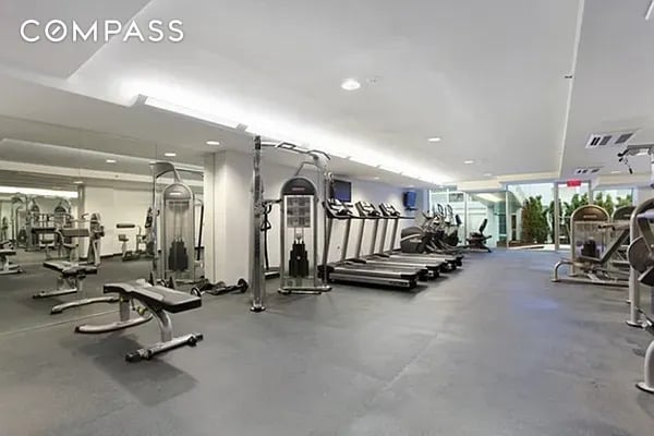 425 E 13th St Unit 5G, New York City, NY 10009 - view of gym