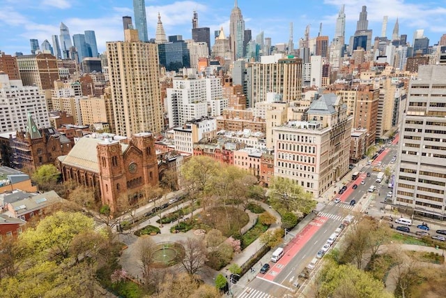 243 E 17th St, New York City, NY 10003 - city view
