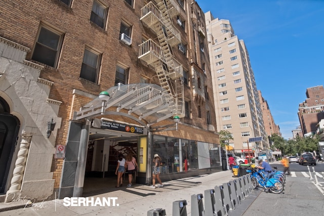 301 E 63rd St Unit 3B, New York City, NY 10065 - view of property