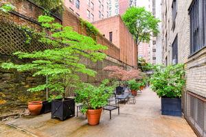 220 E 73rd St Unit 1-A, New York City, NY 10021 - view of patio