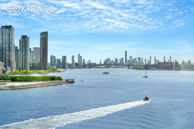 25 Sutton Pl S Unit 8G, New York City, NY 10022 - water view featuring skyline