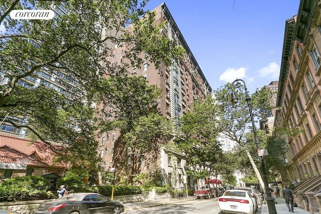 140 W 69th St Unit 124A, New York City, NY 10023 - view of building exterior