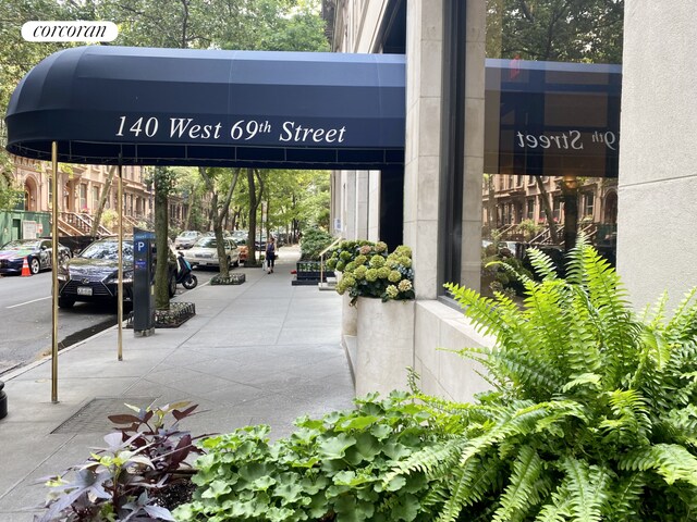 140 W 69th St Unit 124A, New York City, NY 10023 - view of parking / parking lot