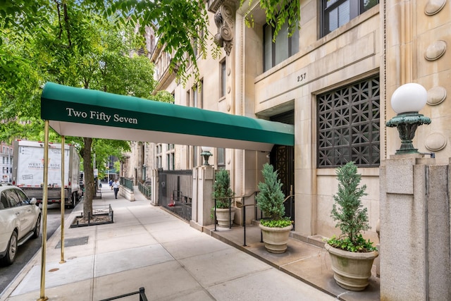 257 W 86th St Unit 3/4A, New York City, NY 10024 - view of community