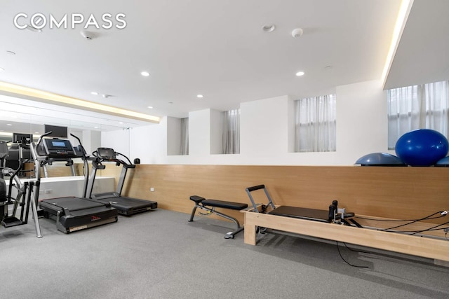 182 W 82nd St Unit 4E, New York City, NY 10024 - workout area with carpet and recessed lighting