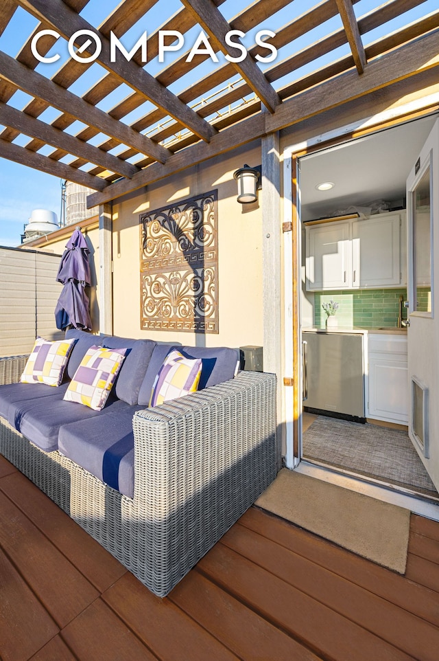 315 W 99th St Pha, Pha, New York City, NY 10025 - wooden terrace with a pergola