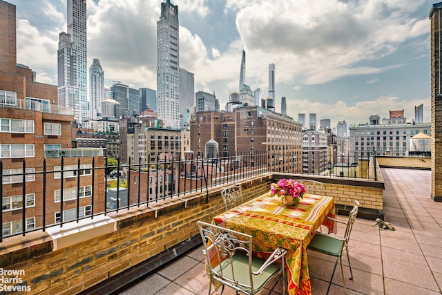 136 E 64th St Phc, Phc, New York City, NY 10065 - view of patio with a skyline view