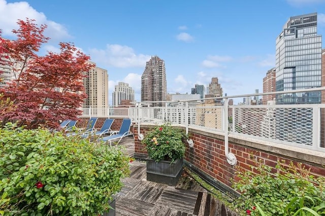 401 E 74th St Unit 2P, New York City, NY 10021 - view of patio / terrace with a skyline view