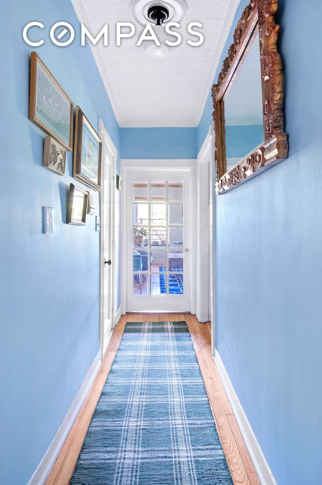 306 W 4th St Unit D3, New York City, NY 10014 - hall with wood finished floors and baseboards