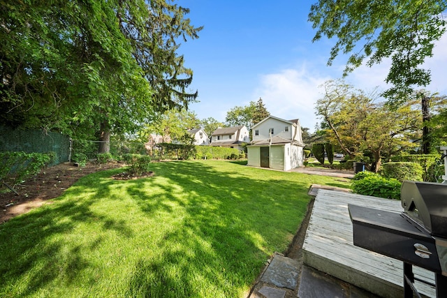 173-73 Croydon Rd, New York City, NY 11432 - view of yard