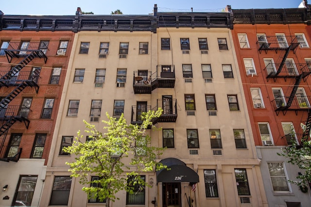 226 E 95th St Unit 201, New York City, NY 10128 - view of apartment building / complex