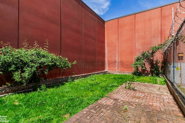 301 Water St, New York City, NY 11201 - view of yard featuring a patio area