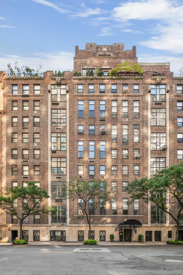 434 E 52nd St Unit 6Ab, New York City, NY 10022 - view of apartment building / complex