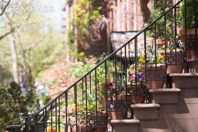 15 Jones St Unit 5H, New York City, NY 10014 - balcony with stairway