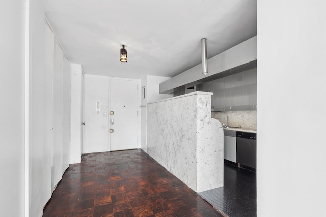 300 E 33rd St Unit 9M, New York City, NY 10016 - corridor with a sink