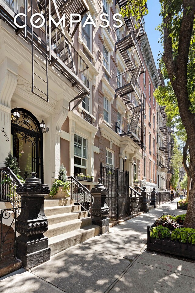 333 W 21st St Unit 2Fe, New York City, NY 10011 - view of property