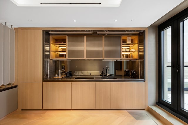 685 5th Ave Unit 15B, New York City, NY 10022 - indoor wet bar featuring plenty of natural light