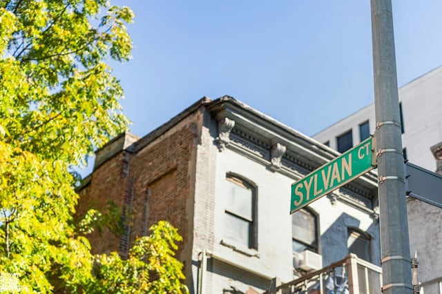 7 Sylvan Ct, New York City, NY 10035 - view of property