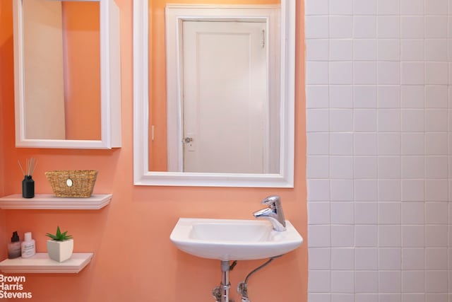 360 Riverside Dr Unit 8A, New York City, NY 10025 - bathroom with a sink