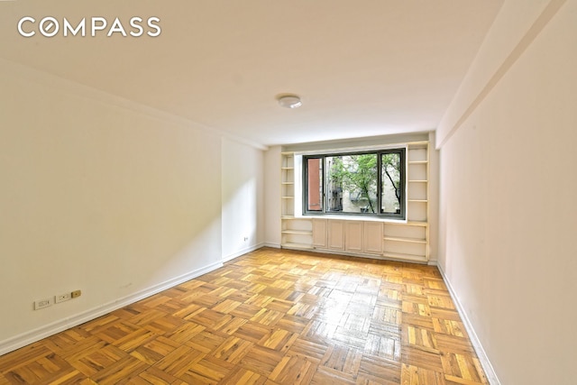 420 E 64th St Unit W4D, New York City, NY 10065 - unfurnished room with baseboards