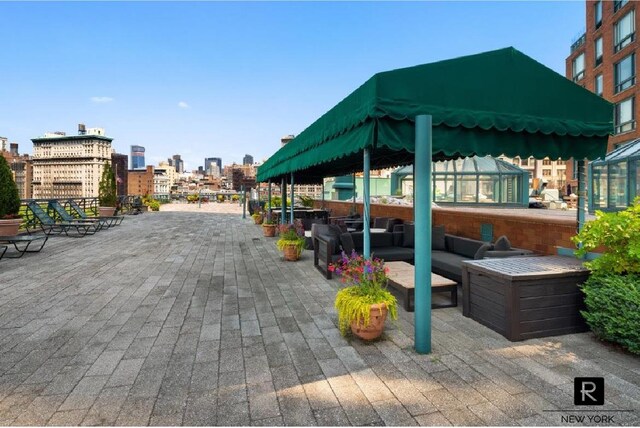 1 Irving Pl Unit P-8N, New York City, NY 10003 - view of property's community with a gazebo and outdoor lounge area