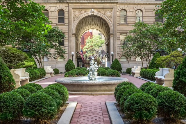 390 W End Ave Unit 2H, New York City, NY 10024 - view of property entrance