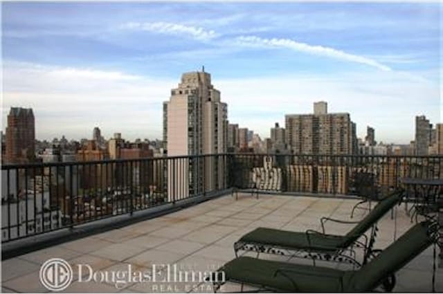 343 E 74th St Unit Ph2A, New York City, NY 10021 - patio / terrace featuring a skyline view