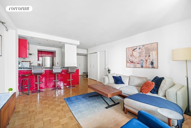 250 E 40th St Unit 17F, New York City, NY 10016 - view of living area